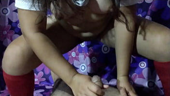 Preview 3 of Argentina Yasi - ME COJI A LA NOVIA DE MI MEJOR AMIGO LA GRABO SIN QUE SE DE CUENTA CASI NOS CACHAN TENIENDO SEXO Y MASTURBANDONOS EN SU PROPIA CAMA