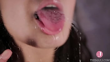 Preview 4 of Niece Blows Uncle Homemade - 嫉妬するほどの濃厚接吻とアクメ性交 美月あおい [HODV-21055]