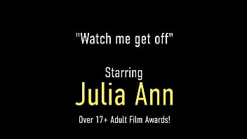 Preview 1 of Video Llllxxx Hot Girls - Mommy Stuffs Herself! MILF Julia Ann Finger Bangs Her Pussy To Orgasm!
