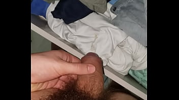 Preview 3 of Bokep Aurora Belle - Hetero safado e  pauzudo mijando na roupa ( Straight Cock Hairy  Pig Piss Boy)