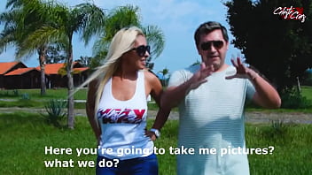 Preview 1 of Main Bangun Tidur - I am new in town and this tourist guide ends up taking me to a place to fuck me hard