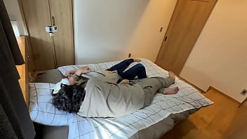 Preview 3 of Xxx Pond 1080p - 不倫妻を電マとチンポで連続アクメさせたらすごく気持ちよさそうだった