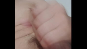 Preview 1 of Xxx Dq Vd - As&iacute_ es c&oacute_mo Dy 51 saca leche a su pene