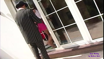 Preview 1 of Shemele Teen - Sesso anale a casa del Boss del Quartiere 3 con Zara