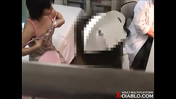 Preview 4 of Gays Orales - 【執拗に乳房を揉まれる美人主婦ミホさん(26)】産婦人科診察 File03B 問診・触診編2