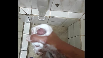 Preview 1 of U - Quien me la chupa?