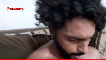 Preview 3 of Best Famus - Bastidores de v&iacute_deo porn&ocirc_ com Tr&ecirc_s amigos brasileiros l Subscreva UNSBOYS