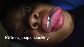 Preview 4 of Xx Desi Mallu Aunty Saree Video - Tongue