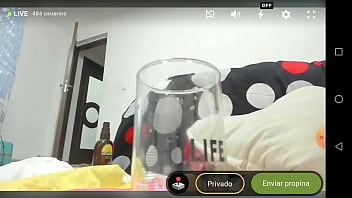 Preview 3 of Tech As Xxx - Chica se mete su pu&ntilde_o en su culazo