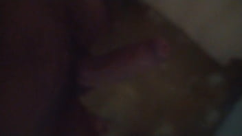 Preview 1 of 2 Posision - Mostrando verga a mis fans