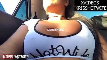Preview 4 of Sensational Janin - Kriss Hotwife Esposa Safadinha Usando Top Bem Decotado No Uber