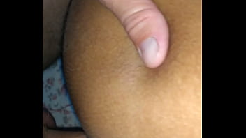 Preview 3 of Amateur Beach Gay - Minha esposa bucetuda. v&iacute_deo 11.