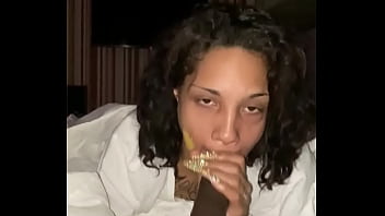 Preview 4 of Bagal Porn - Strawberry gives Druffbandit an exclusive blow