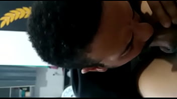Preview 3 of Xnmxxdesi - Mamando os garotos de programa tatuados (Parte I)
