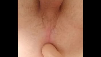 Preview 1 of Time Small Fucking - Enfiando consolo de 35 cm no cuzinho agachado
