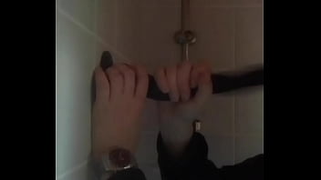 Preview 3 of Male Spank Male - 35 cm Dildo bis zu den Eiern