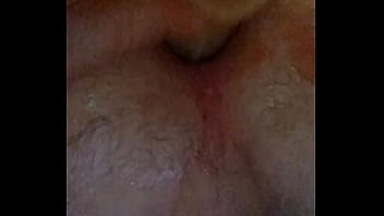 Preview 4 of Gagger Puker - Enfiando o consolo e mostrando o buraco que ficou
