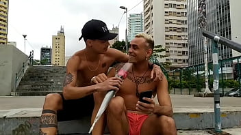 Preview 1 of Alxis Taxis - Kadu Ventr&iacute_ e Edu Freitas - A visita do Crush com sexo gostoso