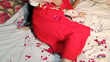 Preview 2 of School Gial Lndian - Desi cheating wife in red and white dress homemade sex hindi audio