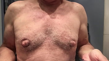 Preview 3 of Silvio To - nipple play 2