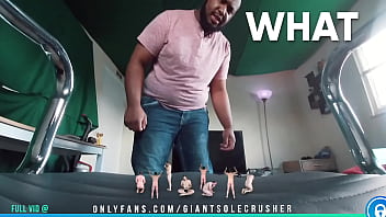 Preview 1 of Www Block Com - Giant Butt Crush In Jeans