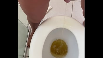 Preview 4 of Black Cougars Anal - Acordando com tesao e indo mijar de rola dura