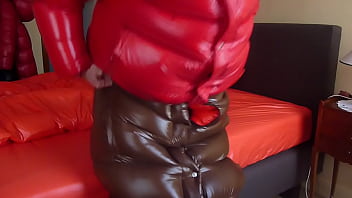 Preview 1 of 3xxxxx Videos 2012 - bon r&eacute_veil ce dimanche