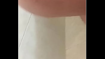 Preview 2 of Vr Box Mod - Montando mi dildo