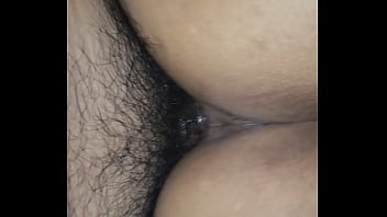 Preview 2 of Indian Urmila Matondkar Sex - Peludita guarra,  se ensarta solita