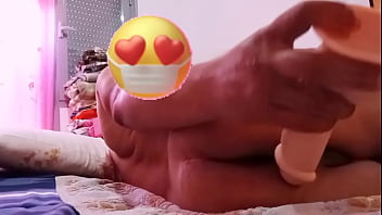 Preview 2 of Desi Seyx - Necesito un macho pollon