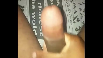 Preview 4 of A Very Big Cock Fucks - Acabando de acorda de pau duro