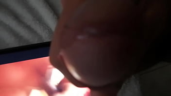 Preview 4 of Full Video Lucah - Se masturba viendo nuestro video
