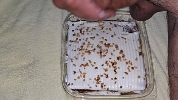 Preview 1 of Cartoon Big Bob Xnxx - Fucking my cream covered carrot cake unloading my favorite cum frosting for a tasty treat.