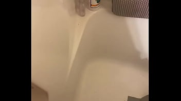 Preview 3 of Lor I Suarez Big Ass - Shower time..again_)