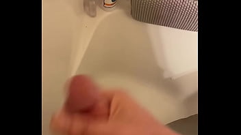 Preview 1 of Lor I Suarez Big Ass - Shower time..again_)