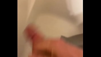 Preview 4 of Lor I Suarez Big Ass - Shower time..again_)