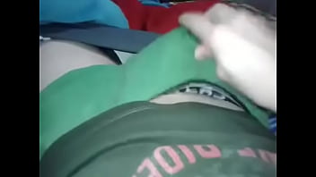 Preview 1 of Ngewe Tante Montok Toket Gede - Gozando na cueca