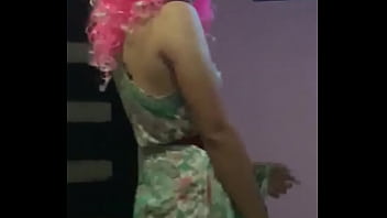 Preview 1 of Sunny Leiny Xxx Videos - Chica hermosa trans bailando bichota muy sexy fan de KAROL G Casada (Ktrina)