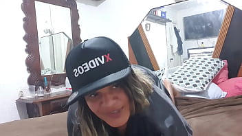 Preview 1 of Gun Range Jessica Lynn - Mandei esse video para meu vizinho paulo obs:Ele &eacute_ casado