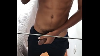 Preview 2 of Cock Gagging Mom - Gozando pro macho