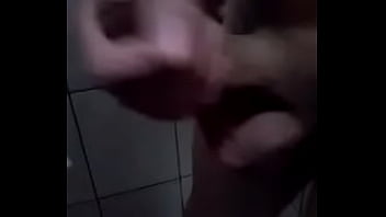 Preview 2 of Sexy Rare Video Secretary In Bus - Cad&ecirc_ o chuepet&atilde_o?.Meu pau jorrando muita porra enquanto falo sacanagem.