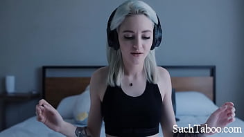 Preview 1 of Isis Yezidi - Fucking During Lockdown Be Like- Lola Fae,  Lucky Fae
