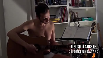 Preview 1 of Bengali 18 Sex - Bande annonce | Thiago,  le guitariste TTBM d&eacute_fonce un b&acirc_tard