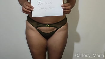 Preview 1 of Sis Bro Fodcefully - Maria modela una tanga verde,  se moja mucho!