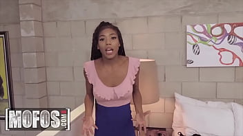 Preview 1 of Xxxhd Brezzers - All Natural Goddess (Nia Nacci) Cannot Resist A Fast Fuck With Her Bf Before Her Performance - Mofos