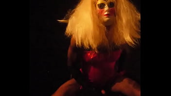 Preview 1 of Kissing Girls Pusy - dirty crossdresser
