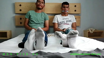 Preview 4 of Toga Teens - JUEGO ENTRE HUGO Y ARTURO
