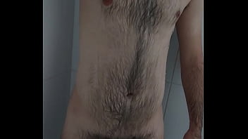 Preview 3 of Addis Ababa Vaginal Sex Video - Macho Peludo Tomando um Banho
