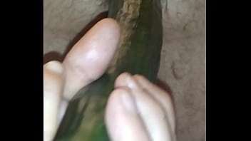 Preview 2 of Kayata Com - Entrenando mi culo