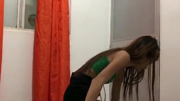 Preview 1 of Freind Seduce Mom - LA PUTA DE MI HERMANASTRA LLEGA A MI CUARTO A SEDUCIRME TERMINAMOS FOLLANDO SEXO DURO Y RICO HUESO VAGINAL DELICIOSO